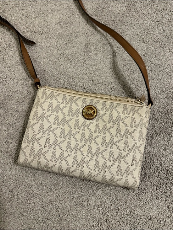 Michael Kors Handbags - Michael Kors